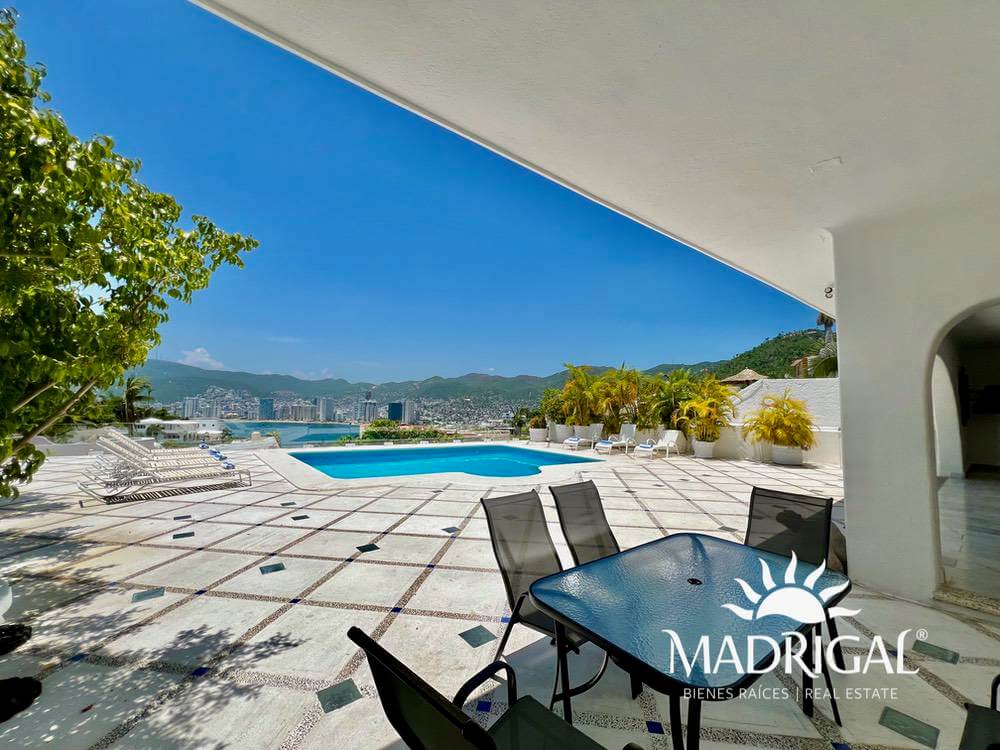 Villa en venta en Marina Brisas en Acapulco