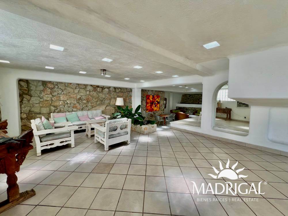 Villa en venta en Marina Brisas en Acapulco