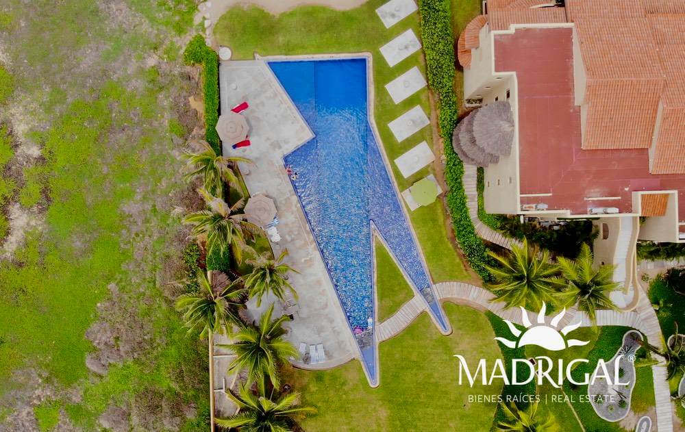 Departamento en venta frente al mar en Playa Blanca Zihuatanejo