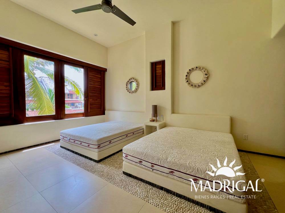 Departamento en venta frente al mar en Playa Blanca Zihuatanejo