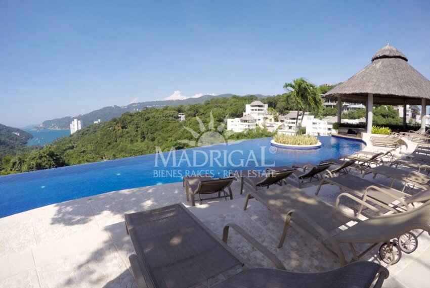 Cima Real | Villa for sale in Real Diamante