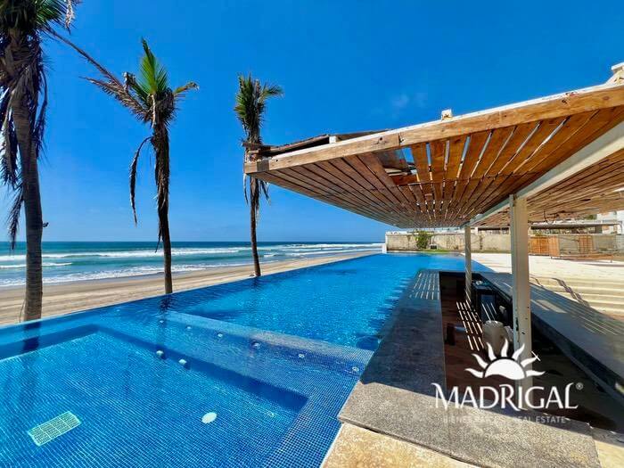 Baja de precio | Costa Real, departamento en venta en Playa Diamante Acapulco, frente a playa