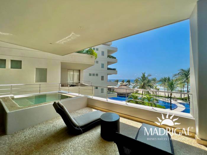 Vidamar 1 |  Exclusive beachfront apartment for sale