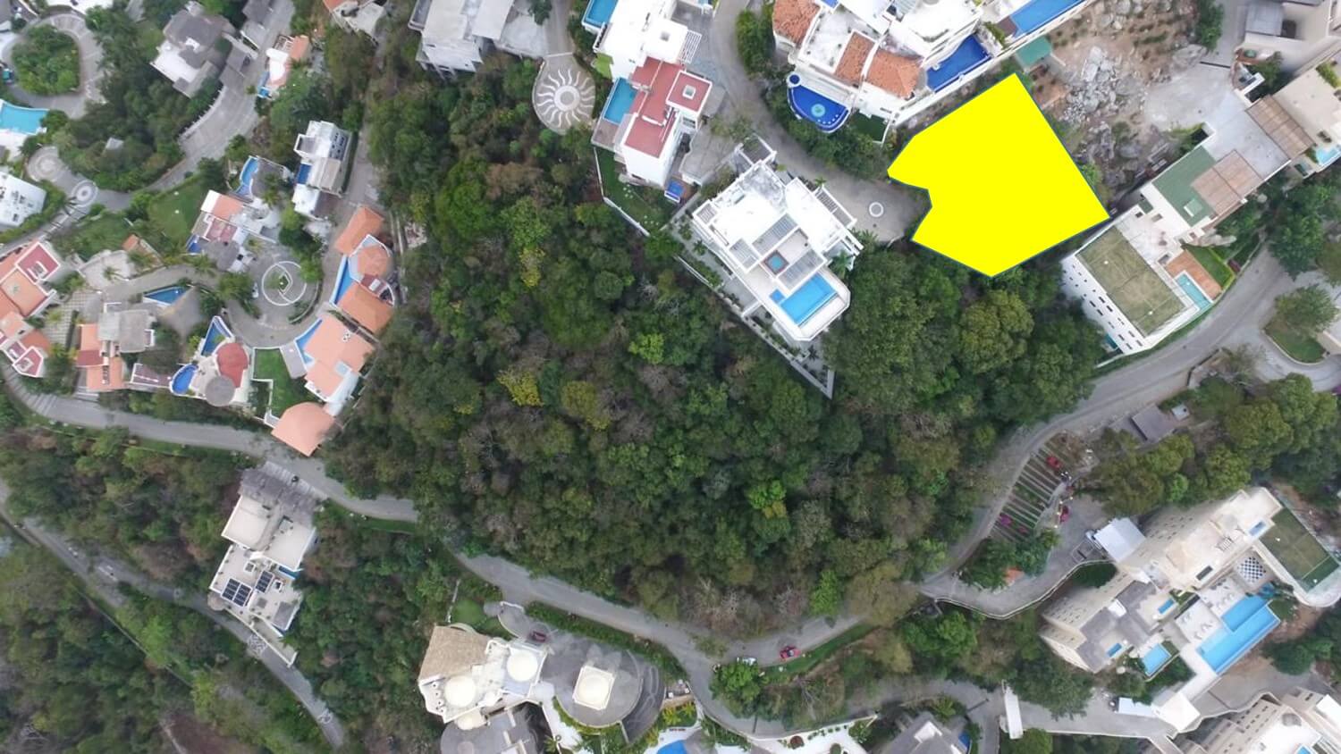 Land for sale, 795 m2 in Real Diamante with a view of Puerto Marqués Bay.