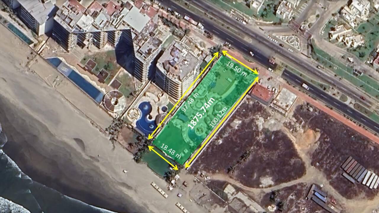 Club de Playa en venta sobre el Boulevard a Barra Vieja con una superficie de 1875 m2