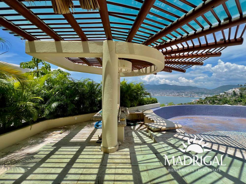 House for sale in Las Brisas, Section Concha, Acapulco &&&