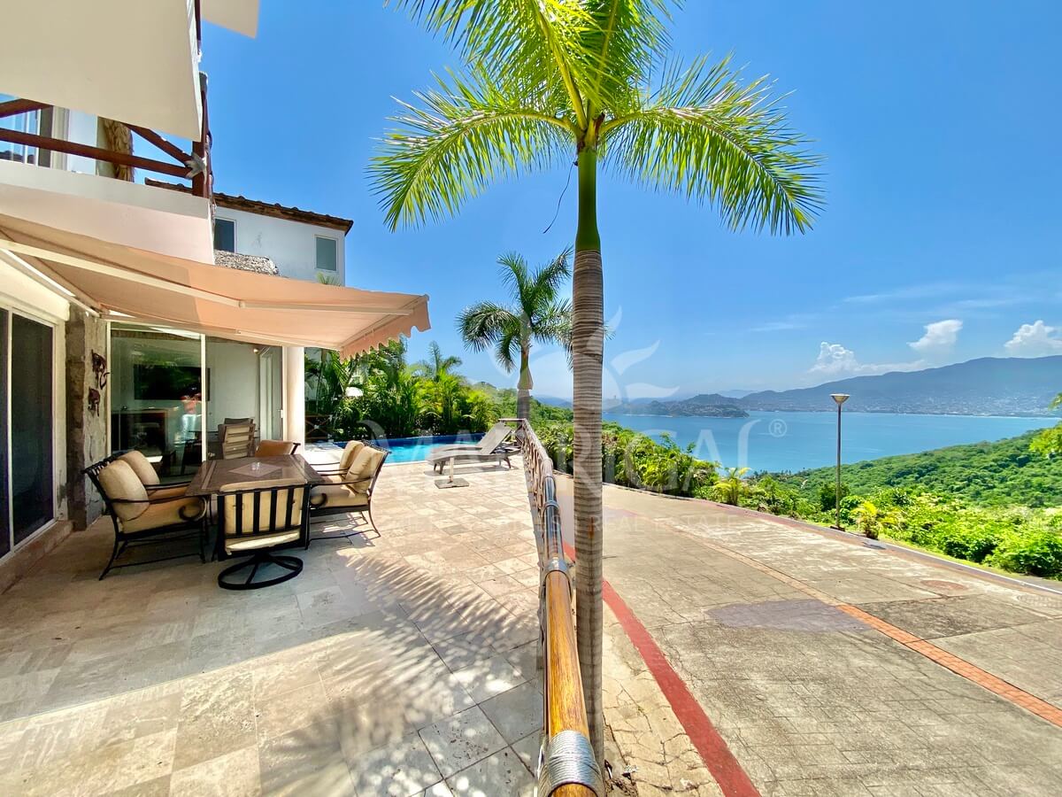 Villa en ventas en Condominio Palmetto con vista a la Bahía de Acapulco