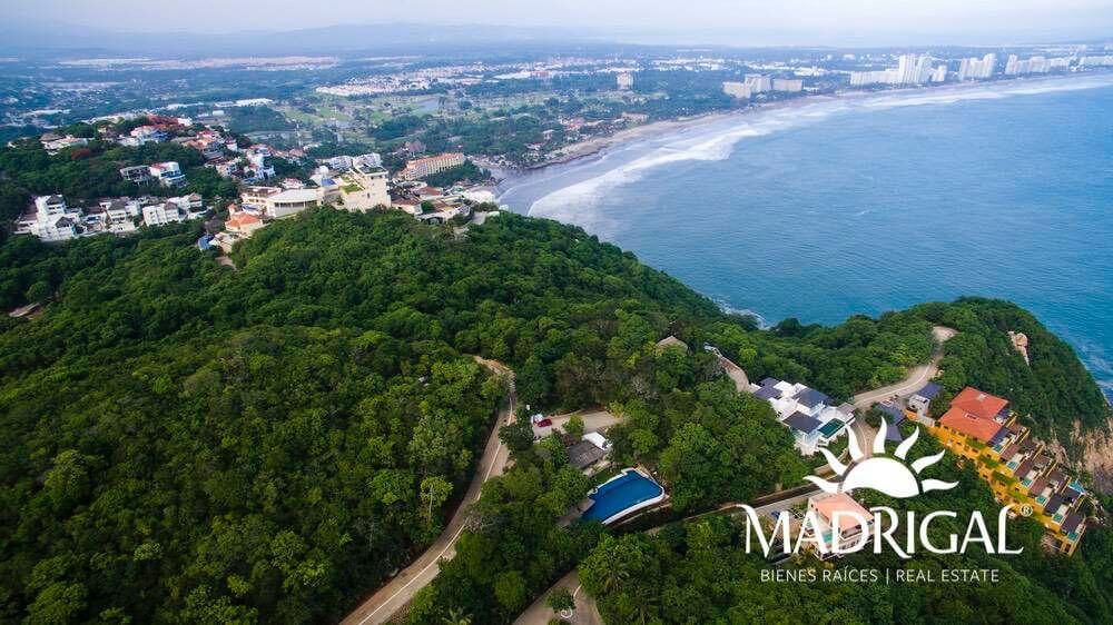 Balkones al Mar terrenos en venta de 509 m2 a 850 m2 en los Riscos en Acapulco con vista a playa diamante