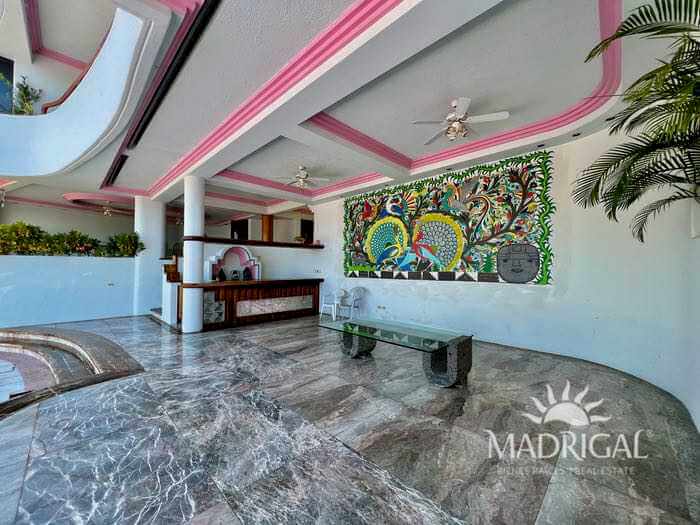 &&& Beautiful oceanfront house available in Acapulco's exclusive Marina Brisas