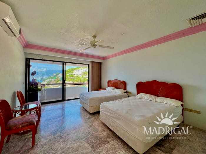 &&& Beautiful oceanfront house available in Acapulco's exclusive Marina Brisas