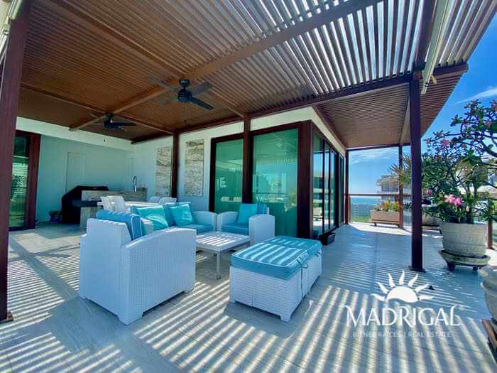 Penthouse for sale in Playa Diamante, La Isla Condominium, Emerald Tower