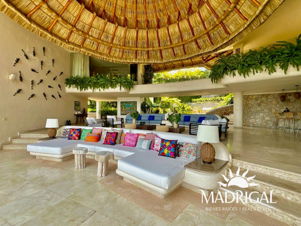 Exclusiva casa a la venta en el Fraccionamiento Residencial la Cima en Acapulco