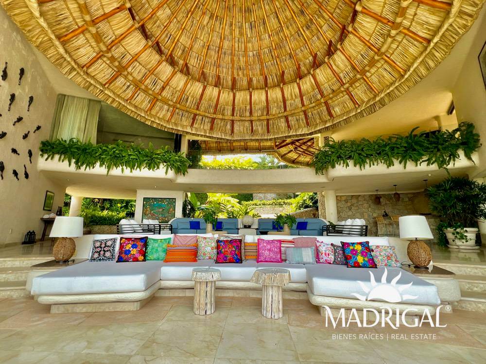 Exclusiva casa a la venta en el Fraccionamiento Residencial la Cima en Acapulco