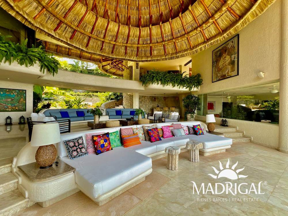 Exclusiva casa a la venta en el Fraccionamiento Residencial la Cima en Acapulco