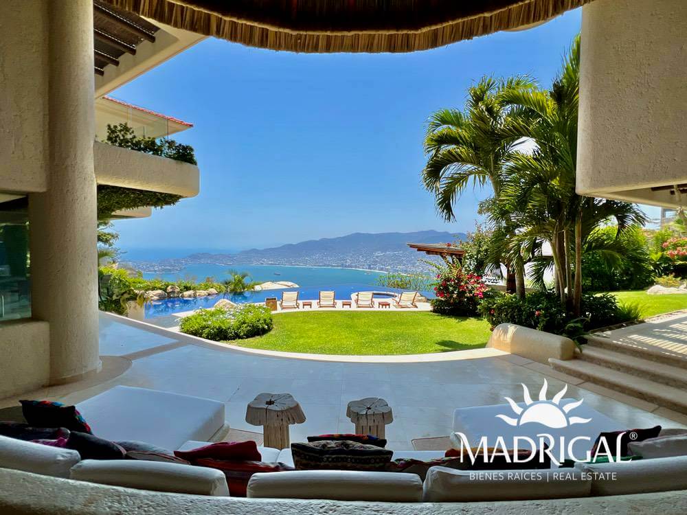 Exclusiva casa a la venta en el Fraccionamiento Residencial la Cima en Acapulco