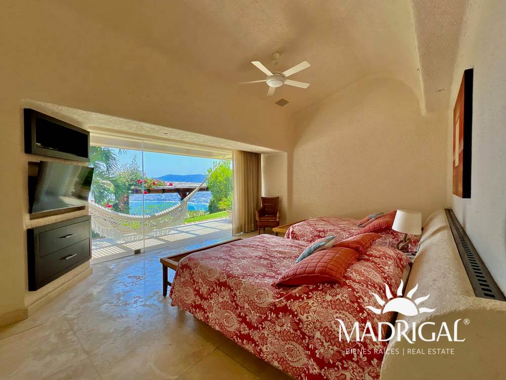 Exclusiva casa a la venta en el Fraccionamiento Residencial la Cima en Acapulco