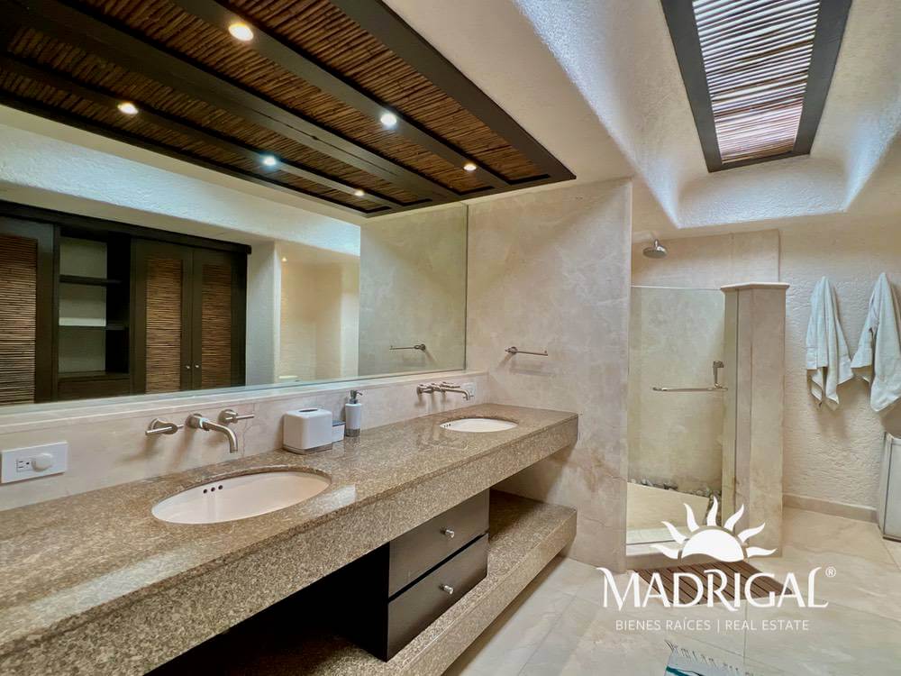 Exclusiva casa a la venta en el Fraccionamiento Residencial la Cima en Acapulco