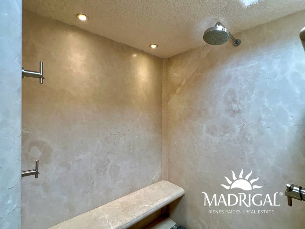 Exclusiva casa a la venta en el Fraccionamiento Residencial la Cima en Acapulco