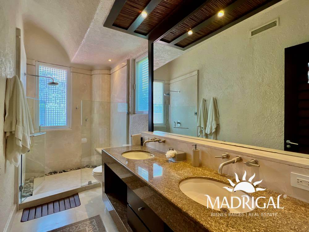 Exclusiva casa a la venta en el Fraccionamiento Residencial la Cima en Acapulco