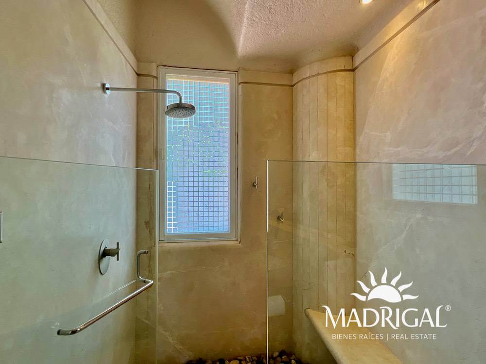 Exclusiva casa a la venta en el Fraccionamiento Residencial la Cima en Acapulco