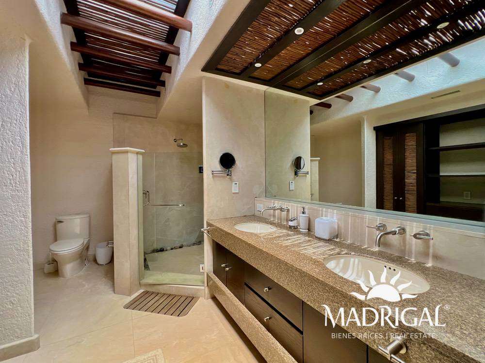 Exclusiva casa a la venta en el Fraccionamiento Residencial la Cima en Acapulco