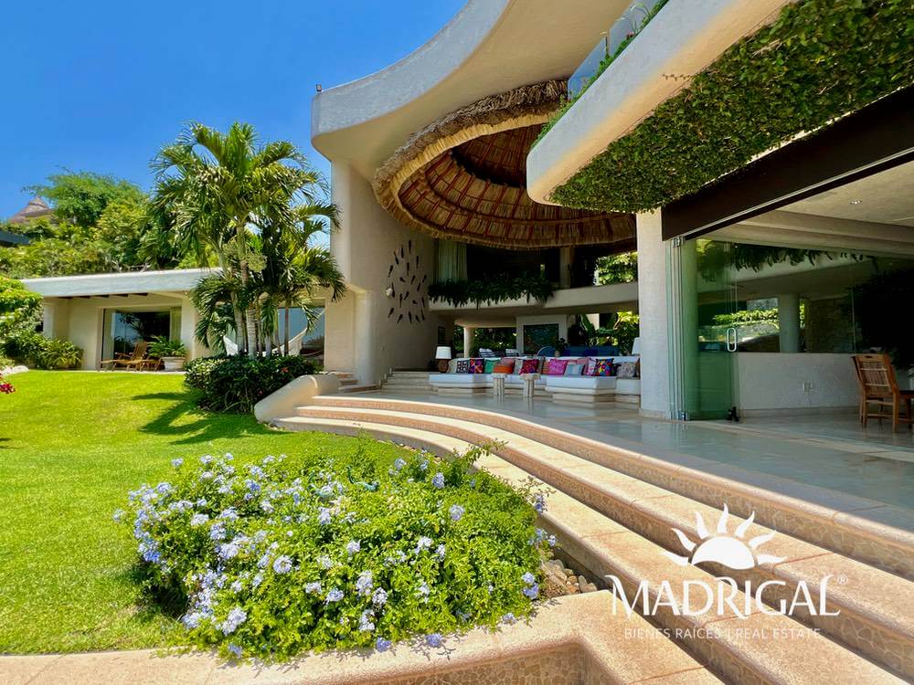 Exclusiva casa a la venta en el Fraccionamiento Residencial la Cima en Acapulco