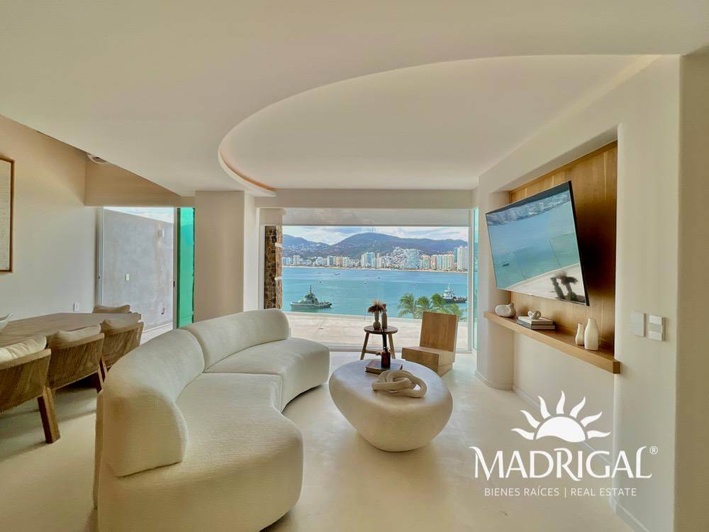 Villas Alejandra - Pent House en venta en Brisas Guitarrón Acapulco frente a playa