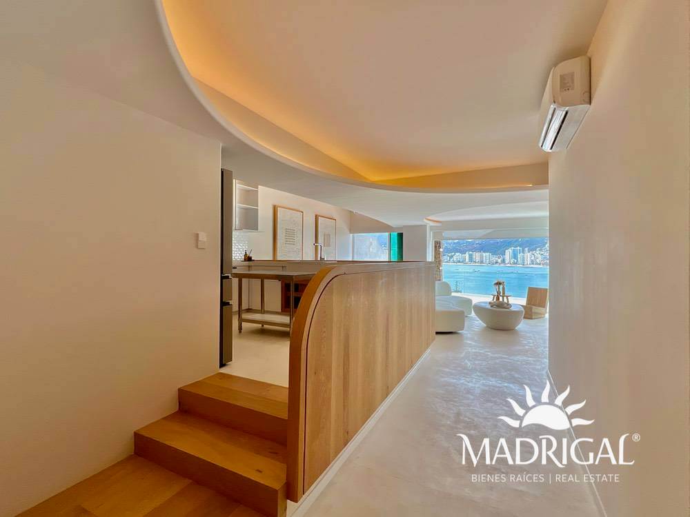 Villas Alejandra - Pent House en venta en Brisas Guitarrón Acapulco frente a playa