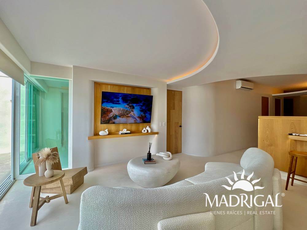 Villas Alejandra - Pent House en venta en Brisas Guitarrón Acapulco frente a playa