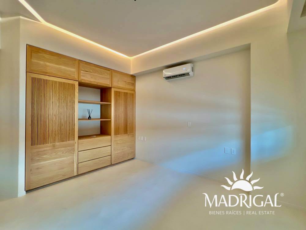 Villas Alejandra - Pent House en venta en Brisas Guitarrón Acapulco frente a playa