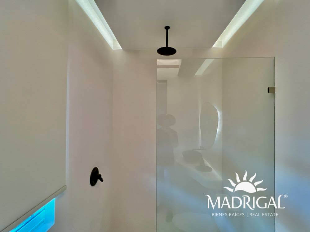Villas Alejandra - Pent House en venta en Brisas Guitarrón Acapulco frente a playa