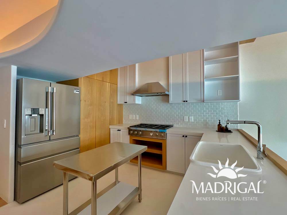 Villas Alejandra - Pent House en venta en Brisas Guitarrón Acapulco frente a playa