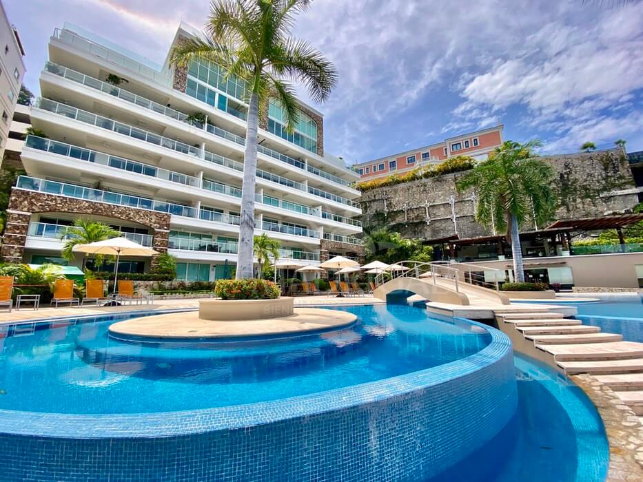 Villas Alejandra - Pent House en venta en Brisas Guitarrón Acapulco frente a playa