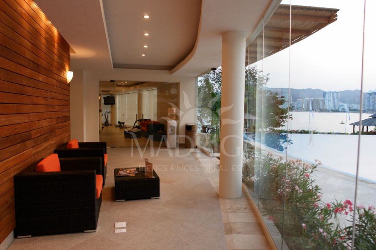 Villas Alejandra - Pent House en venta en Brisas Guitarrón Acapulco frente a playa