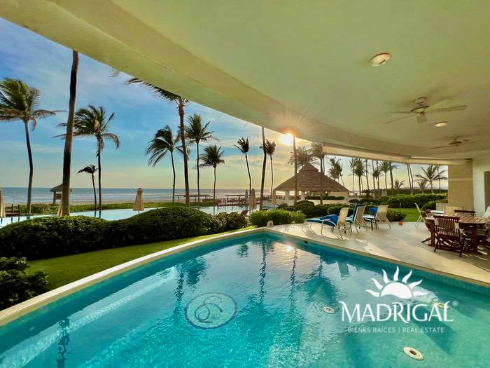 Dos Soles, departamento en venta en Nivel Jardín frente al mar