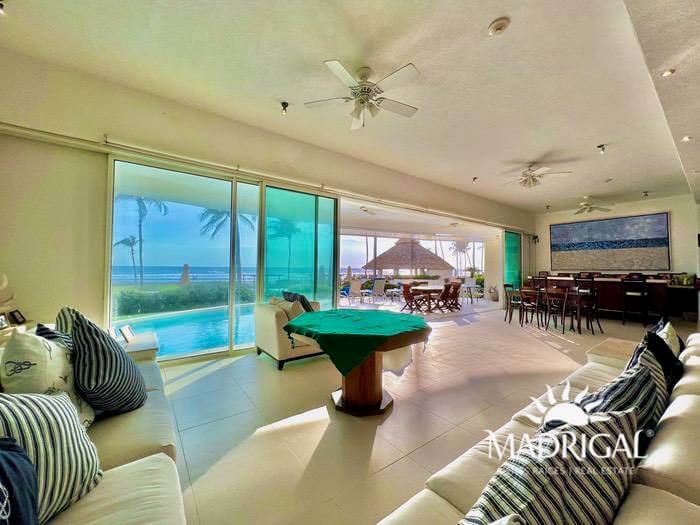 Dos Soles, departamento en venta en Nivel Jardín frente al mar