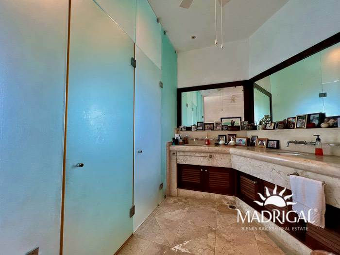 Dos Soles, departamento en venta en Nivel Jardín frente al mar