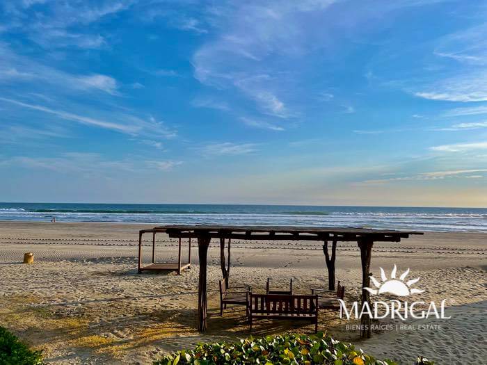 Dos Soles, departamento en venta en Nivel Jardín frente al mar
