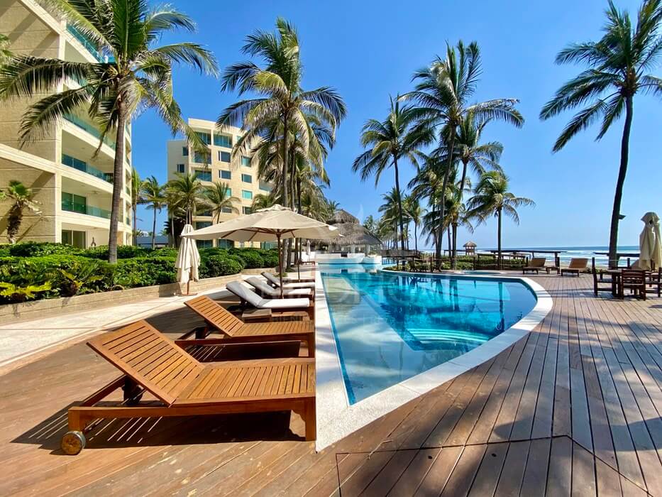 Dos Soles, departamento en venta en Nivel Jardín frente al mar