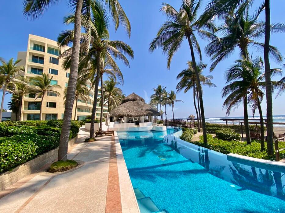 Dos Soles, departamento en venta en Nivel Jardín frente al mar