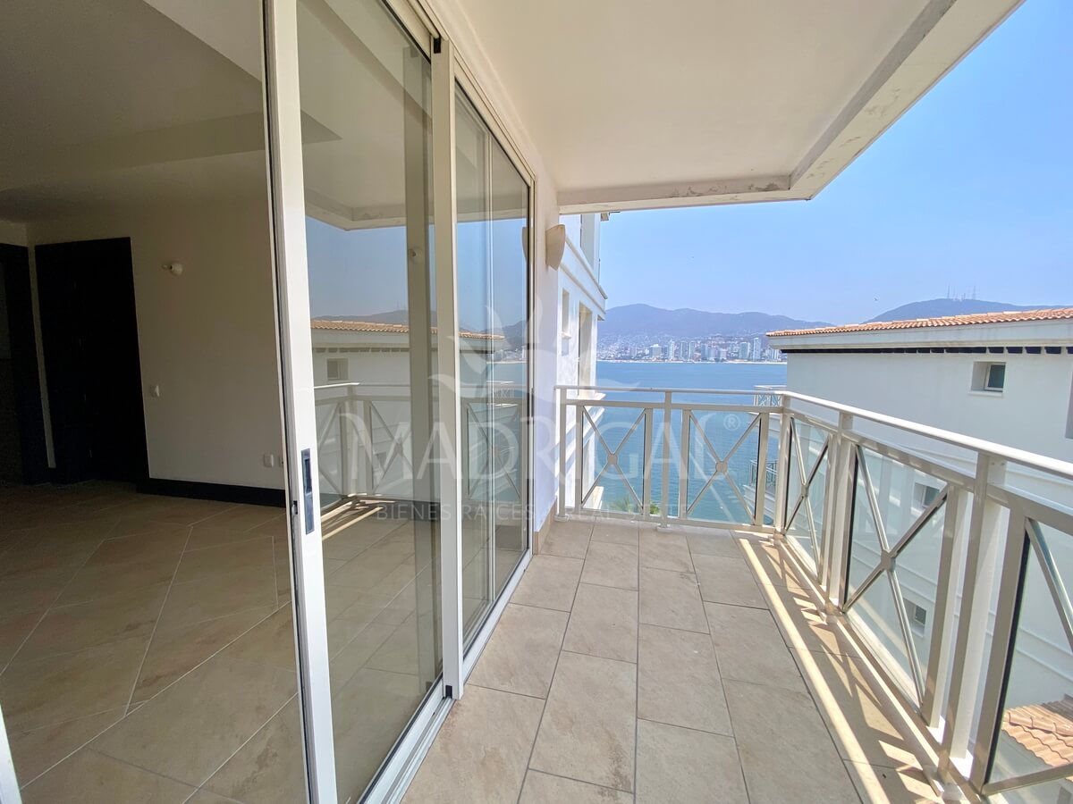 Departamento en venta Portochervo en Acapulco con vista al mar
