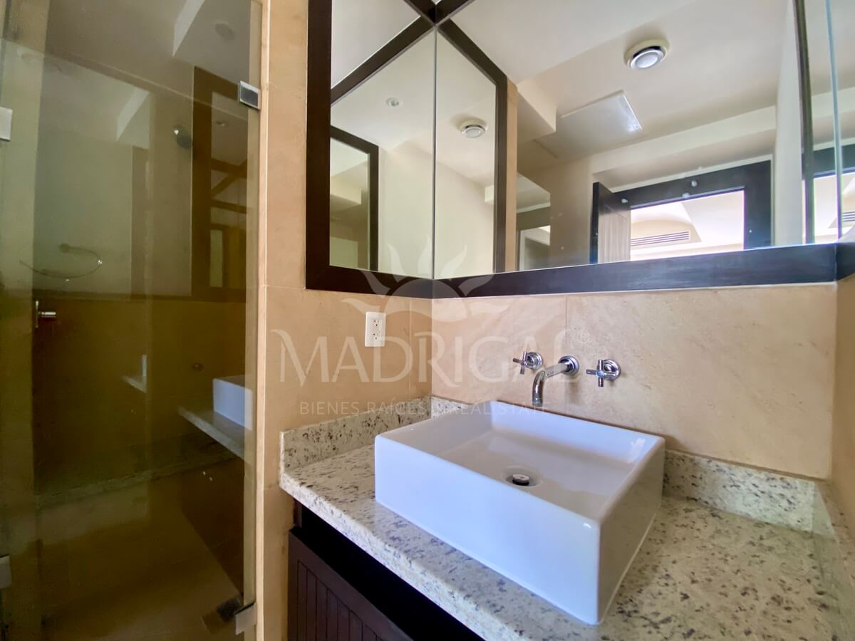 Departamento en venta Portochervo en Acapulco con vista al mar
