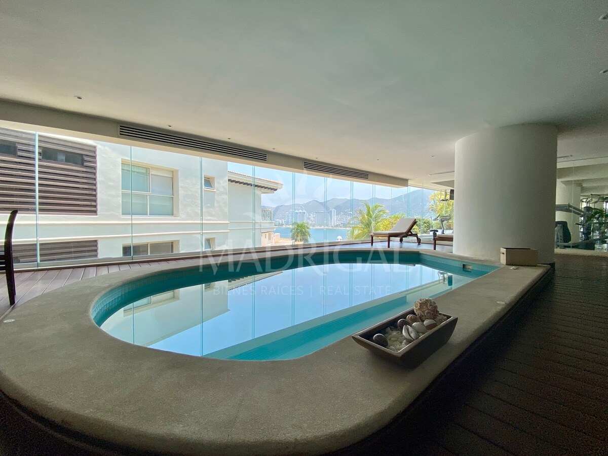 Departamento en venta Portochervo en Acapulco con vista al mar
