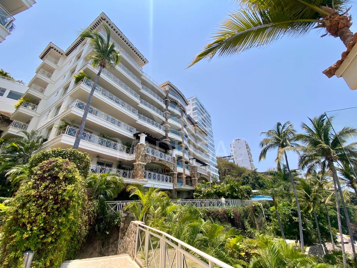 Departamento en venta Portochervo en Acapulco con vista al mar