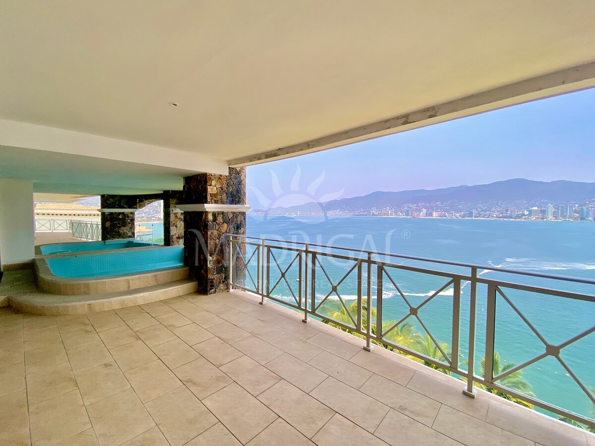 Departamento en venta Portochervo en Acapulco con vista al mar