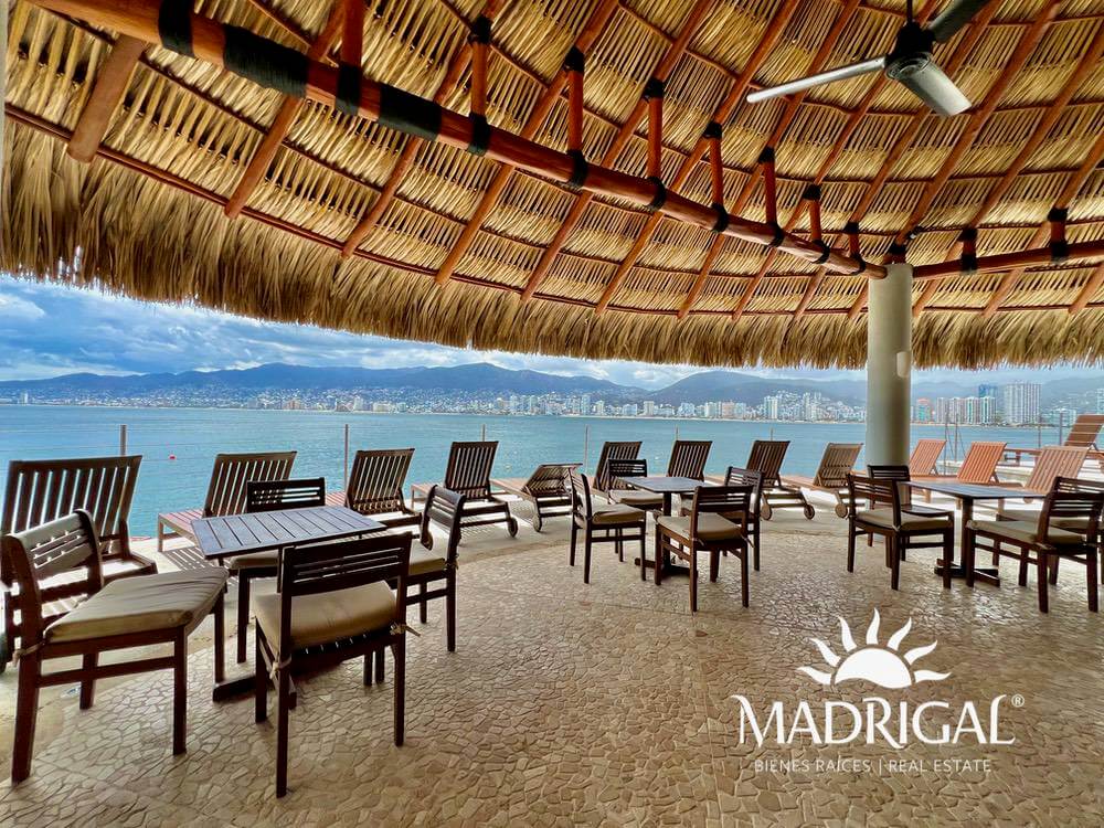 Portochervo - Departamento en venta en Acapulco con vista al mar