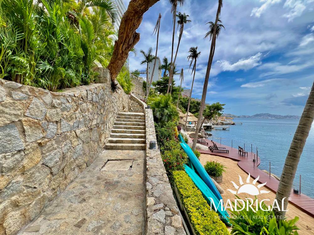 Portochervo - Departamento en venta en Acapulco con vista al mar