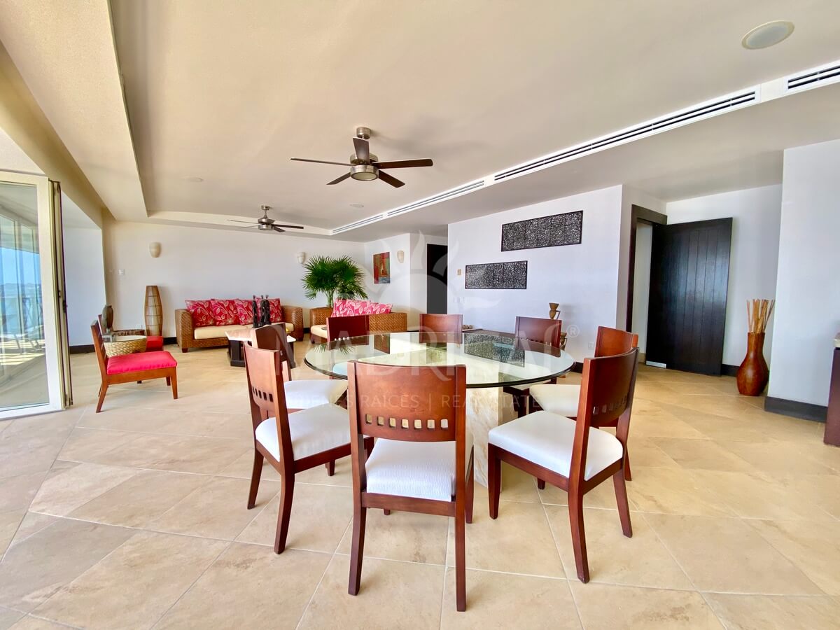 Portochervo - Departamento en venta en Acapulco con vista al mar