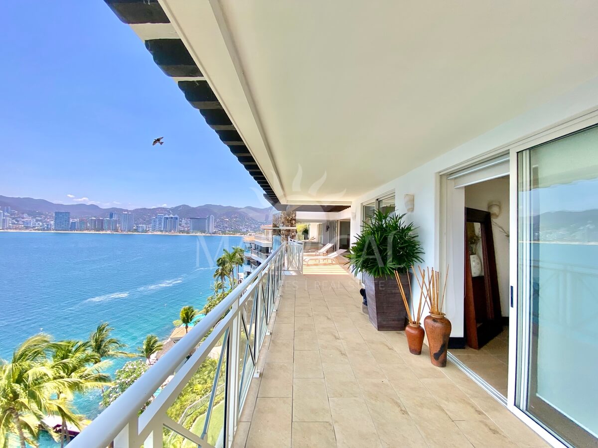 Portochervo - Departamento en venta en Acapulco con vista al mar