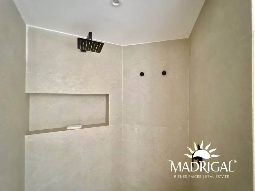 Playamar Diamante |Departamento en venta de tres recámaras frente al mar en Playa Diamante